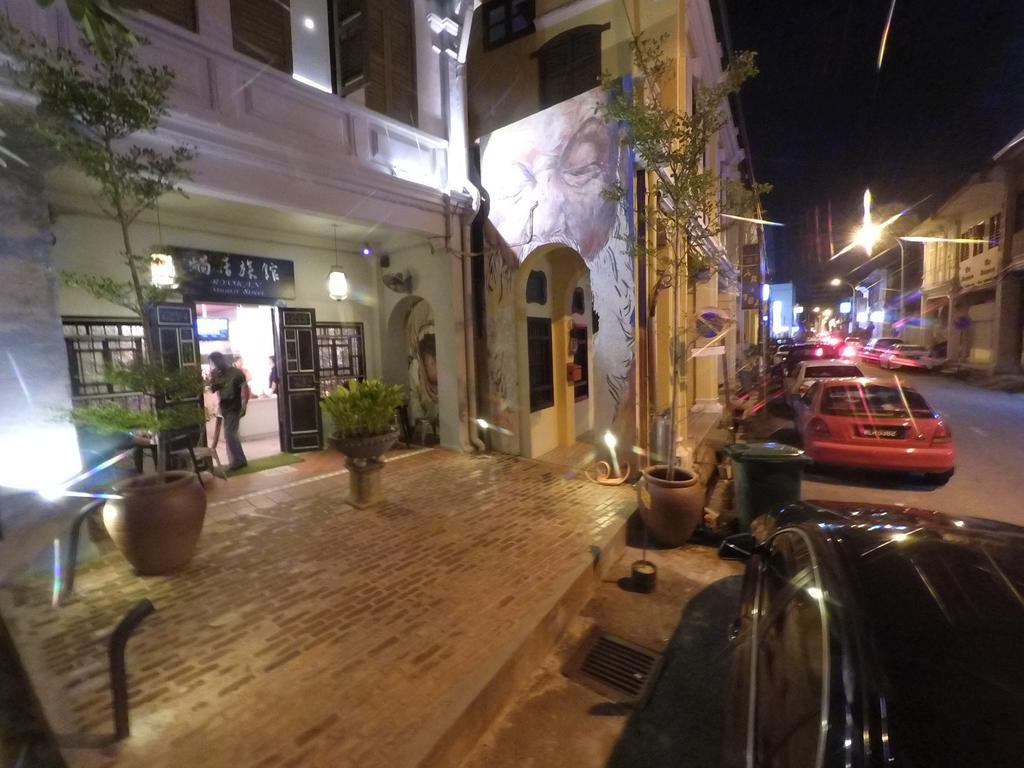 Ryokan Muntri Boutique Hostel George Town Exterior foto